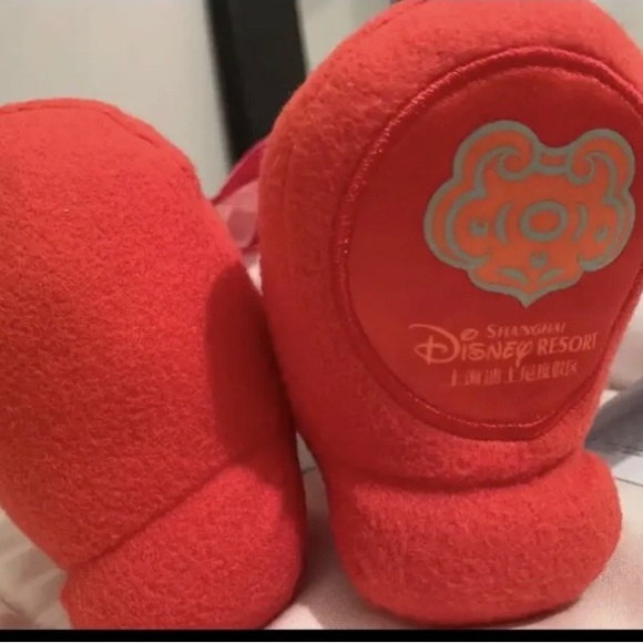 NWT Disney Store Exclusive Year Of The Ox Minnie Mouse Lunar New Year 18” Plush - Picture 9 of 9